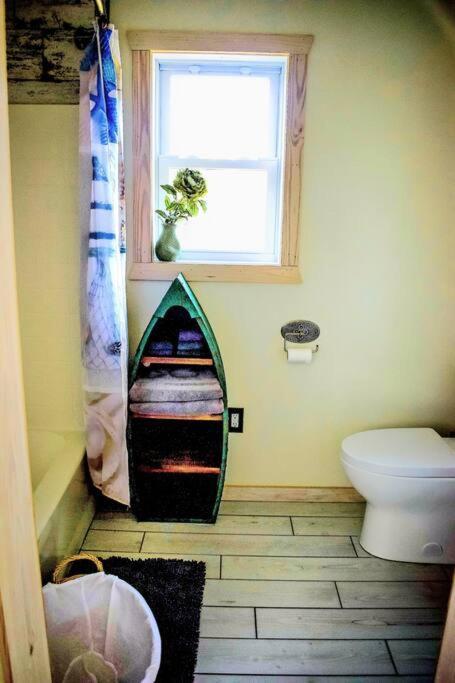 Secluded Tiny House By The Marsh With Hunting Island Beach Pass Frogmore Exterior photo